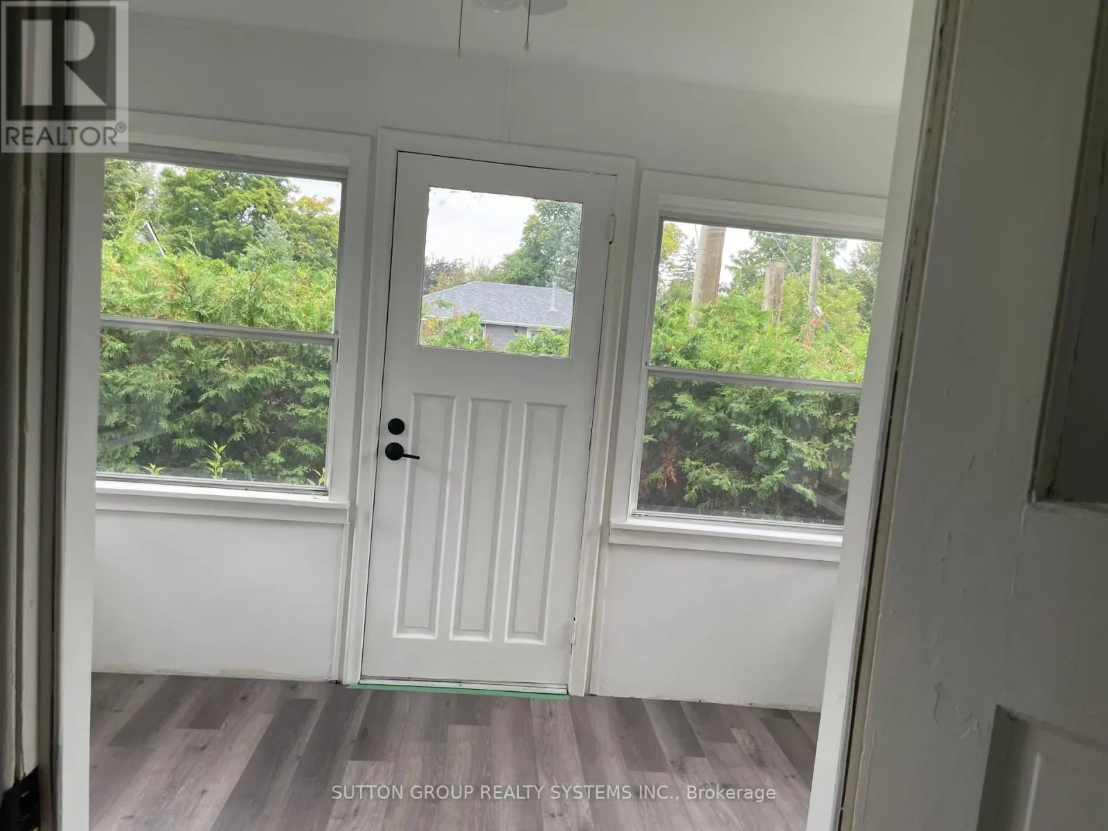 30 PERRY AVENUE