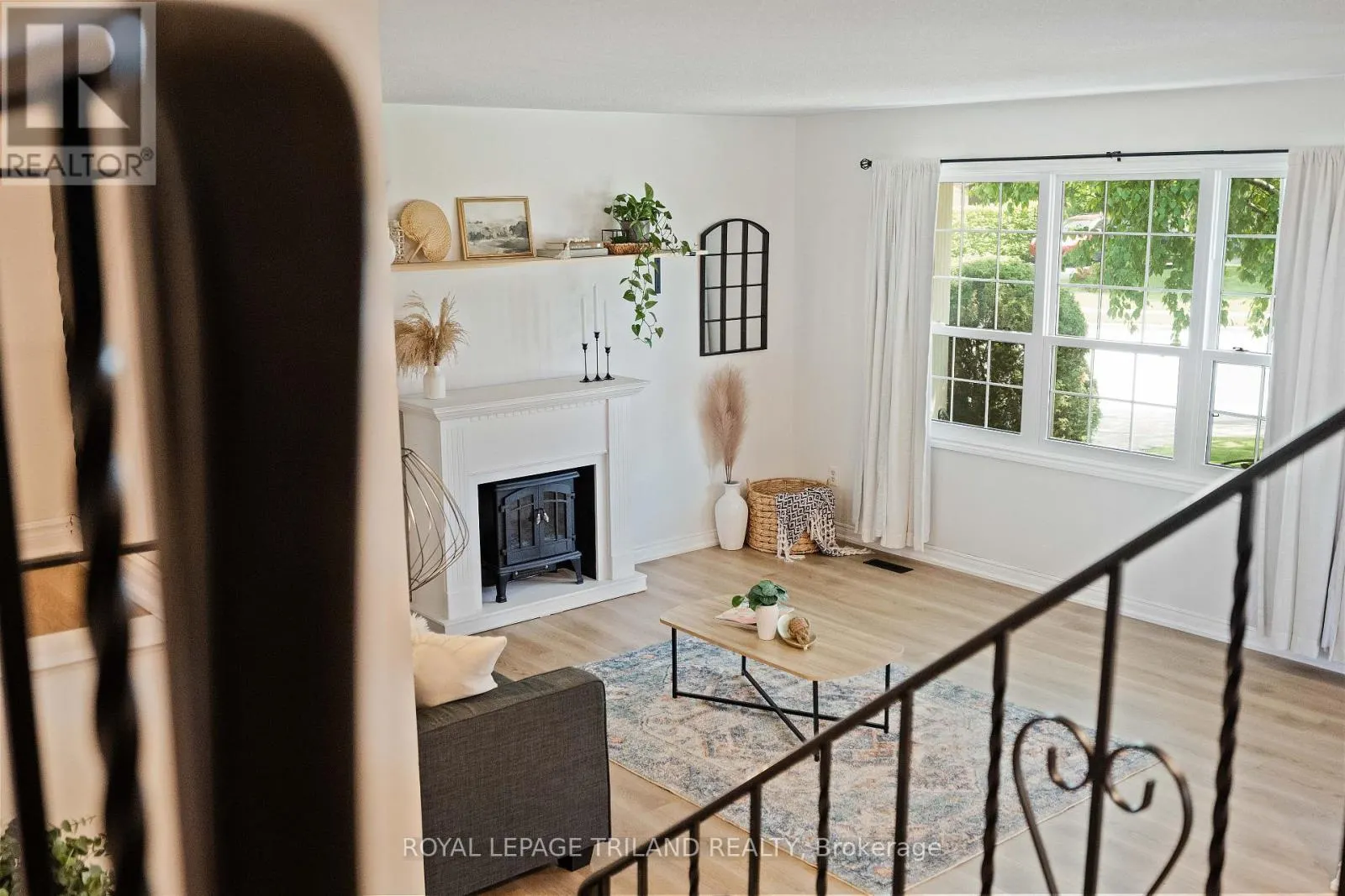 126 HIGHVIEW DRIVE