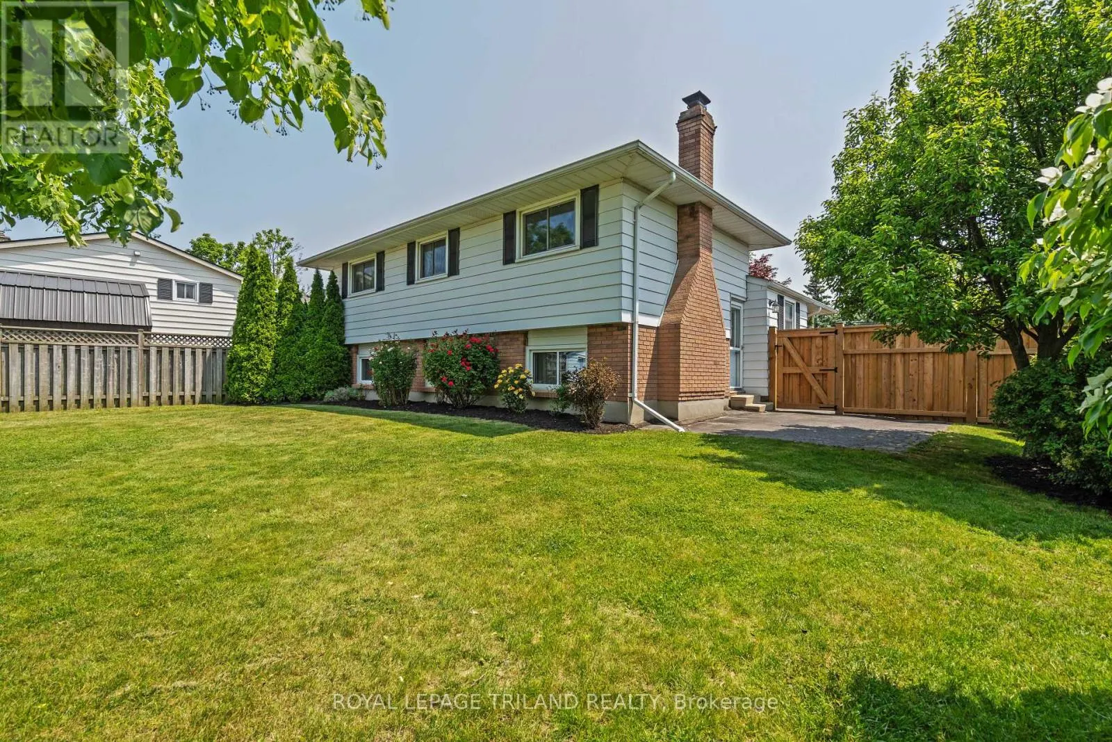 126 HIGHVIEW DRIVE