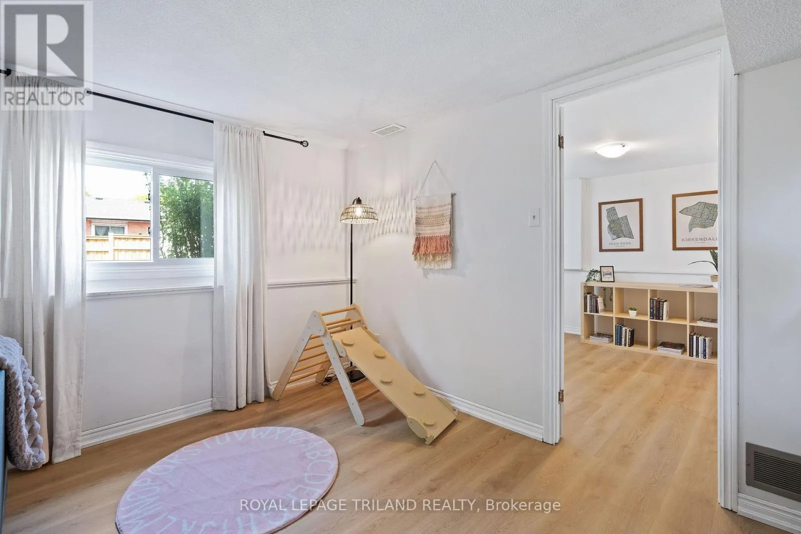 126 HIGHVIEW DRIVE