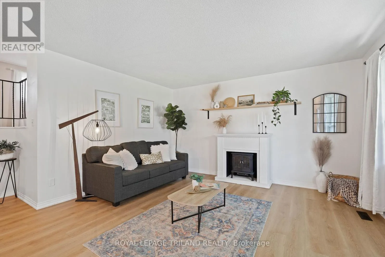 126 HIGHVIEW DRIVE
