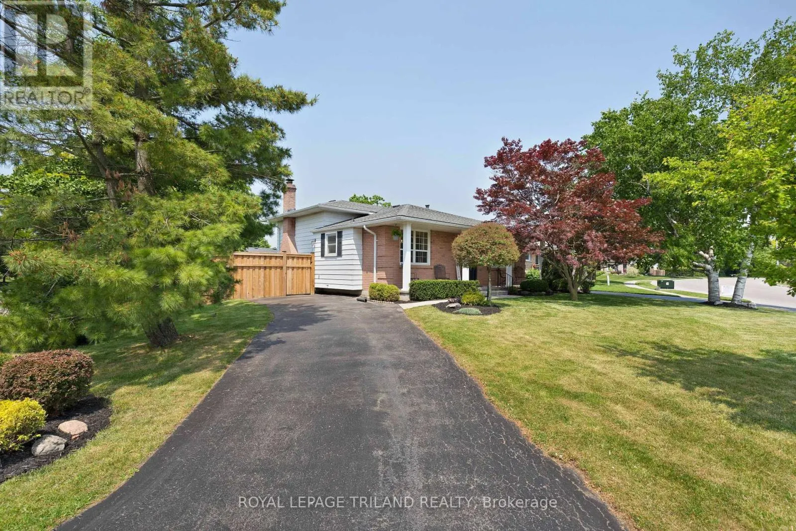126 HIGHVIEW DRIVE