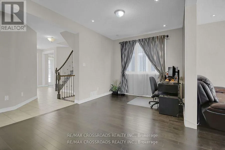 906 WHIMBREL WAY