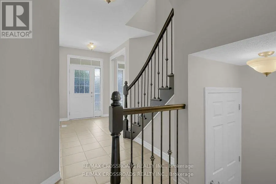 906 WHIMBREL WAY