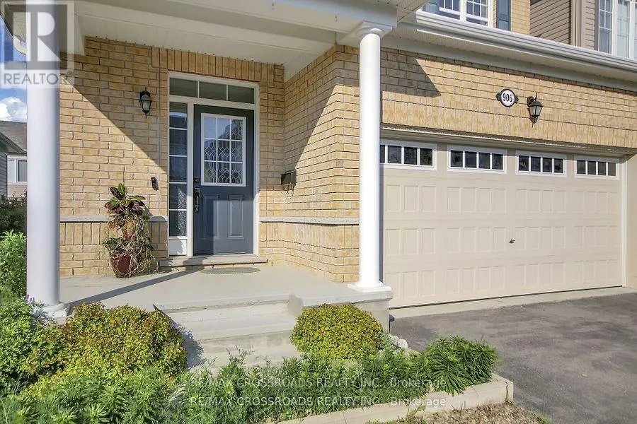 906 WHIMBREL WAY