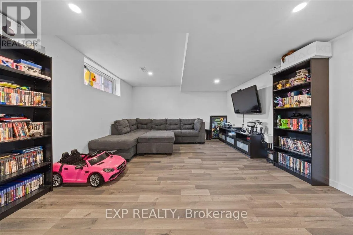 14 LIVYA STREET