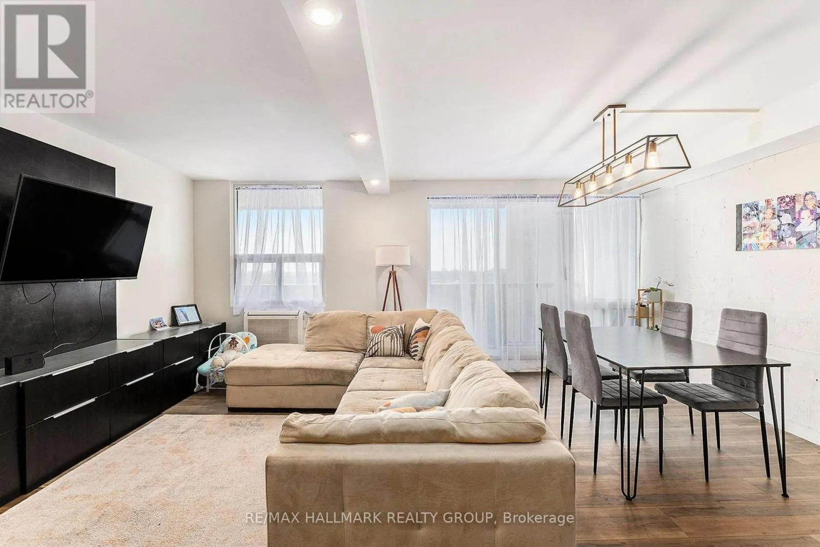 1203 - 1380 PRINCE OF WALES DRIVE