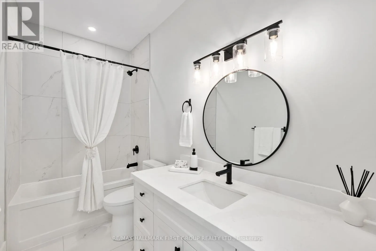 213 SUZANNE MESS BOULEVARD