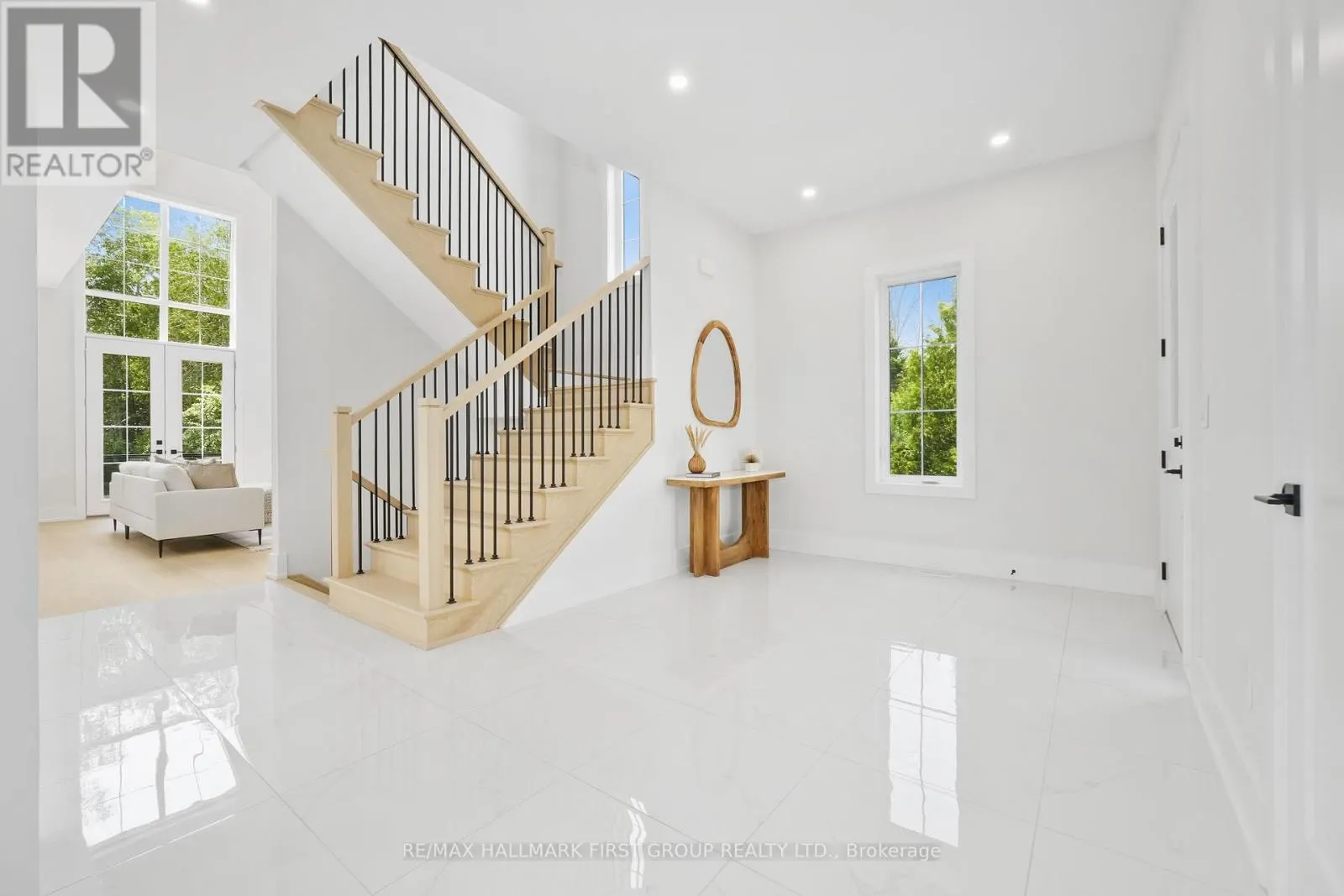213 SUZANNE MESS BOULEVARD