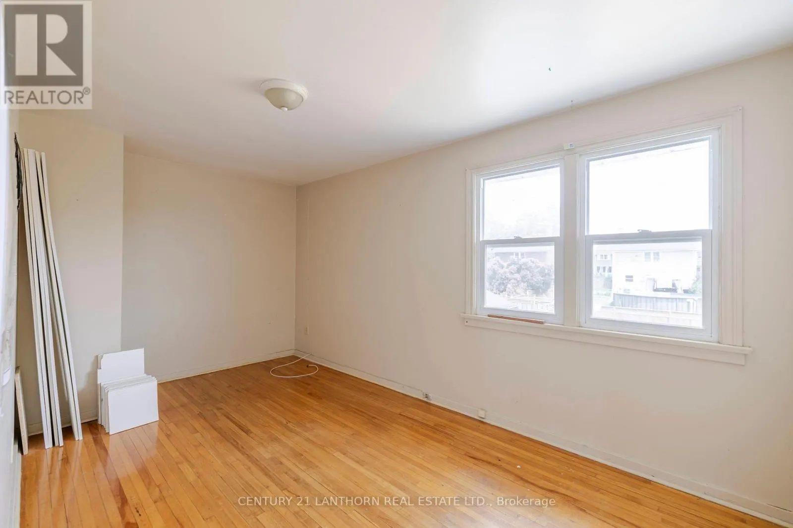 6 INKERMAN AVENUE