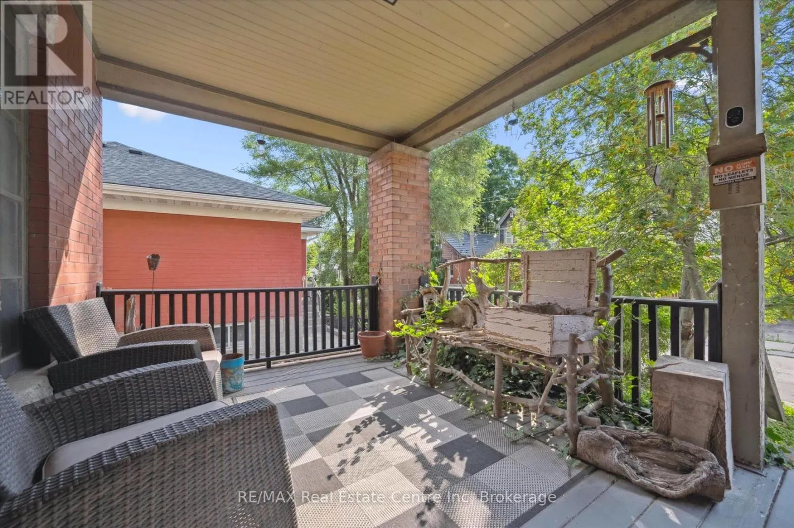 265 LONDON ROAD W