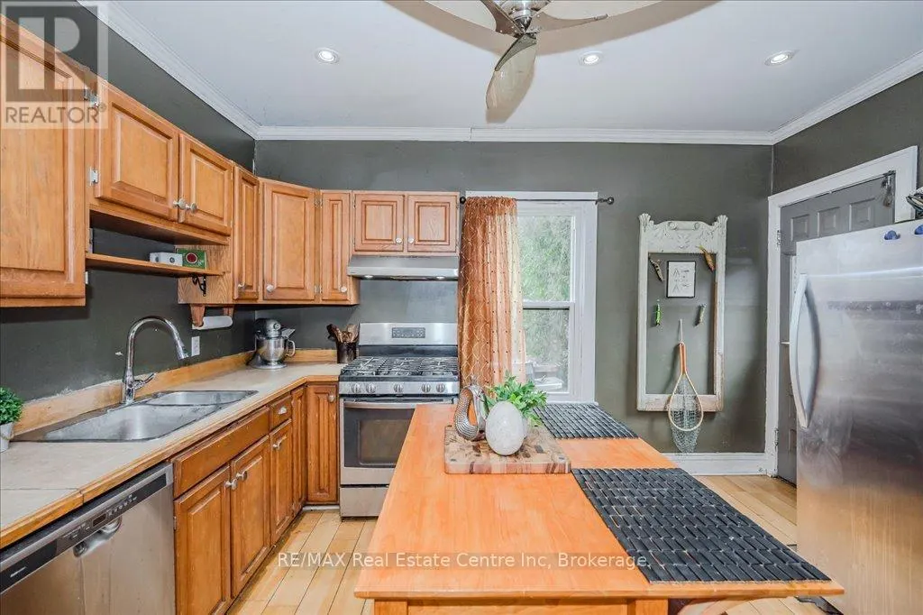 265 LONDON ROAD W
