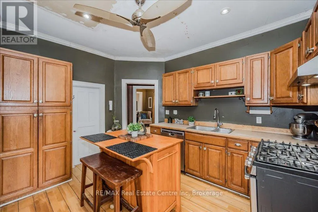 265 LONDON ROAD W