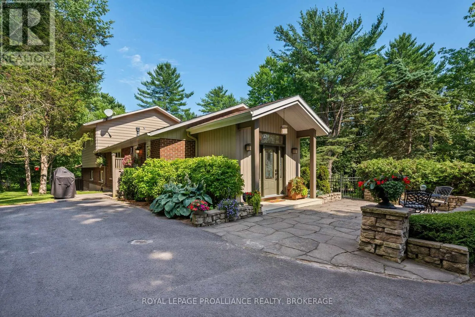 120 CROSS CEMETERY ROAD