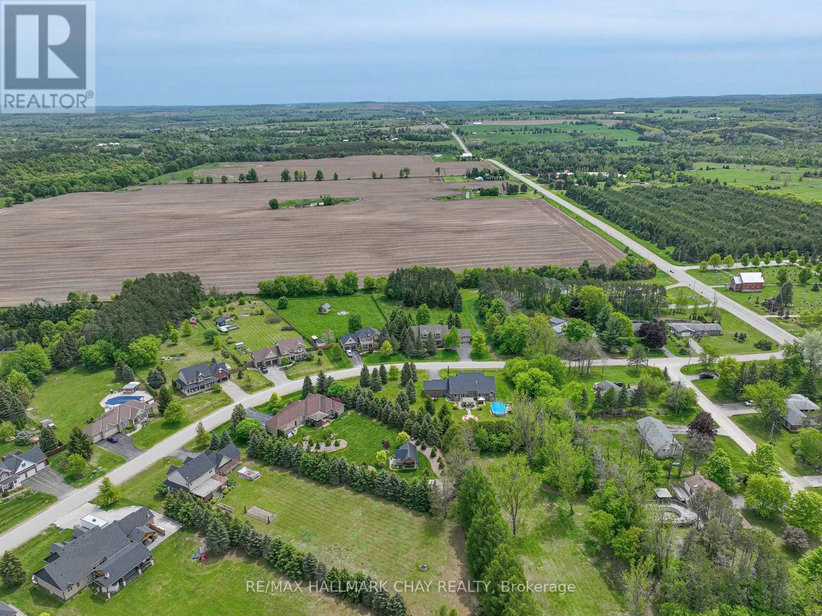 7 JEFFERY DRIVE