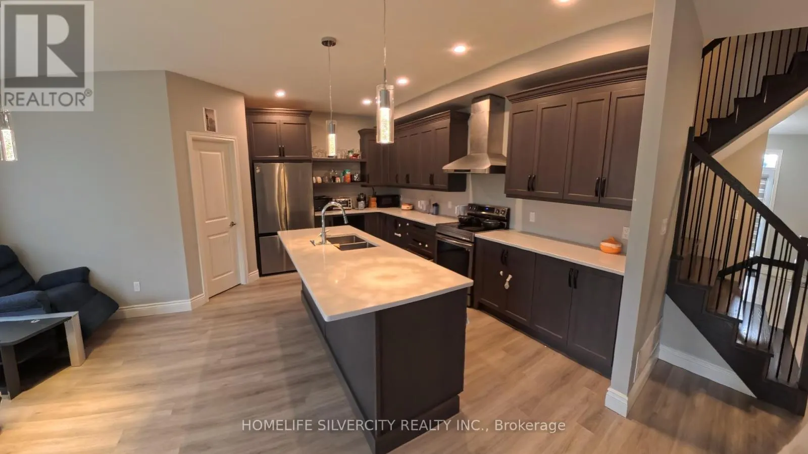 550 BONAVENTURE COURT