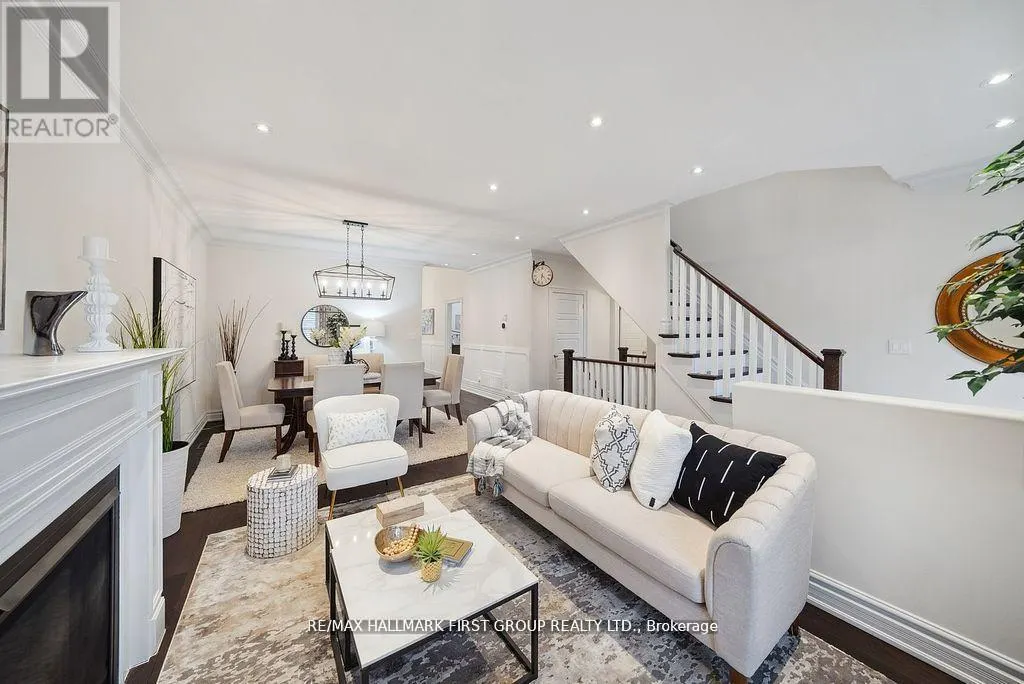 8 BRIDGES BOULEVARD