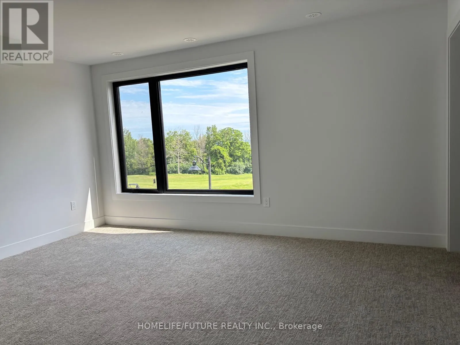 25 - 117 SLADDEN COURT