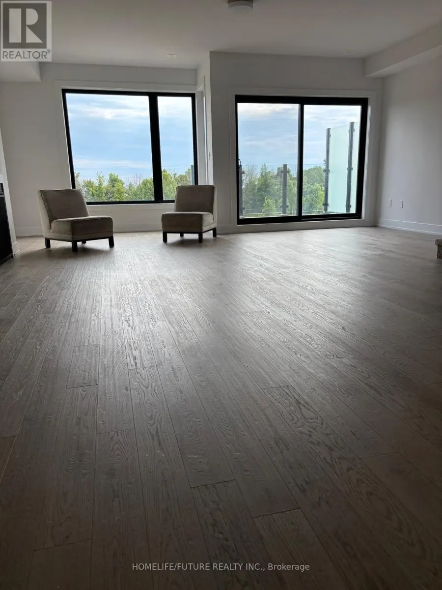25 - 117 SLADDEN COURT