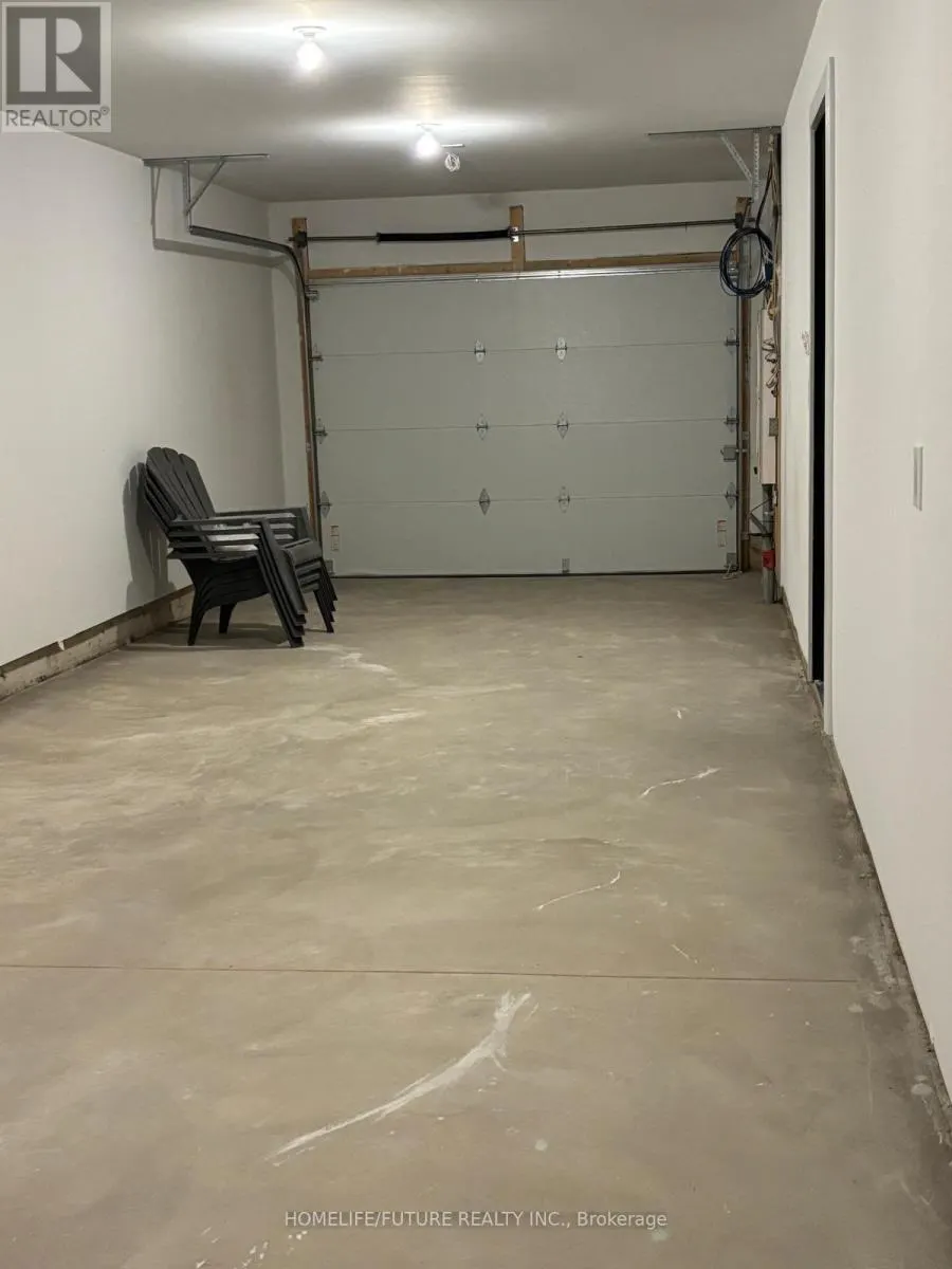 25 - 117 SLADDEN COURT