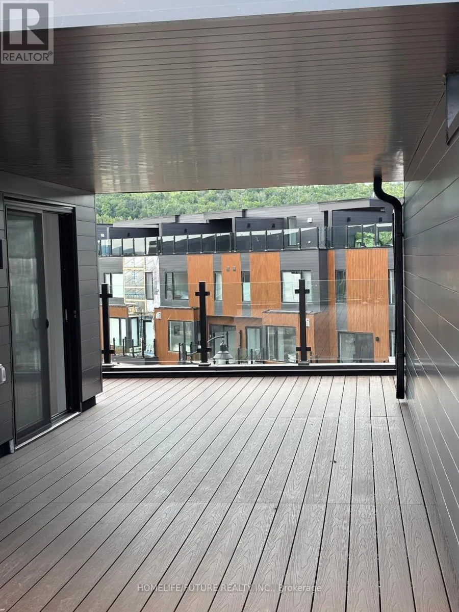 25 - 117 SLADDEN COURT
