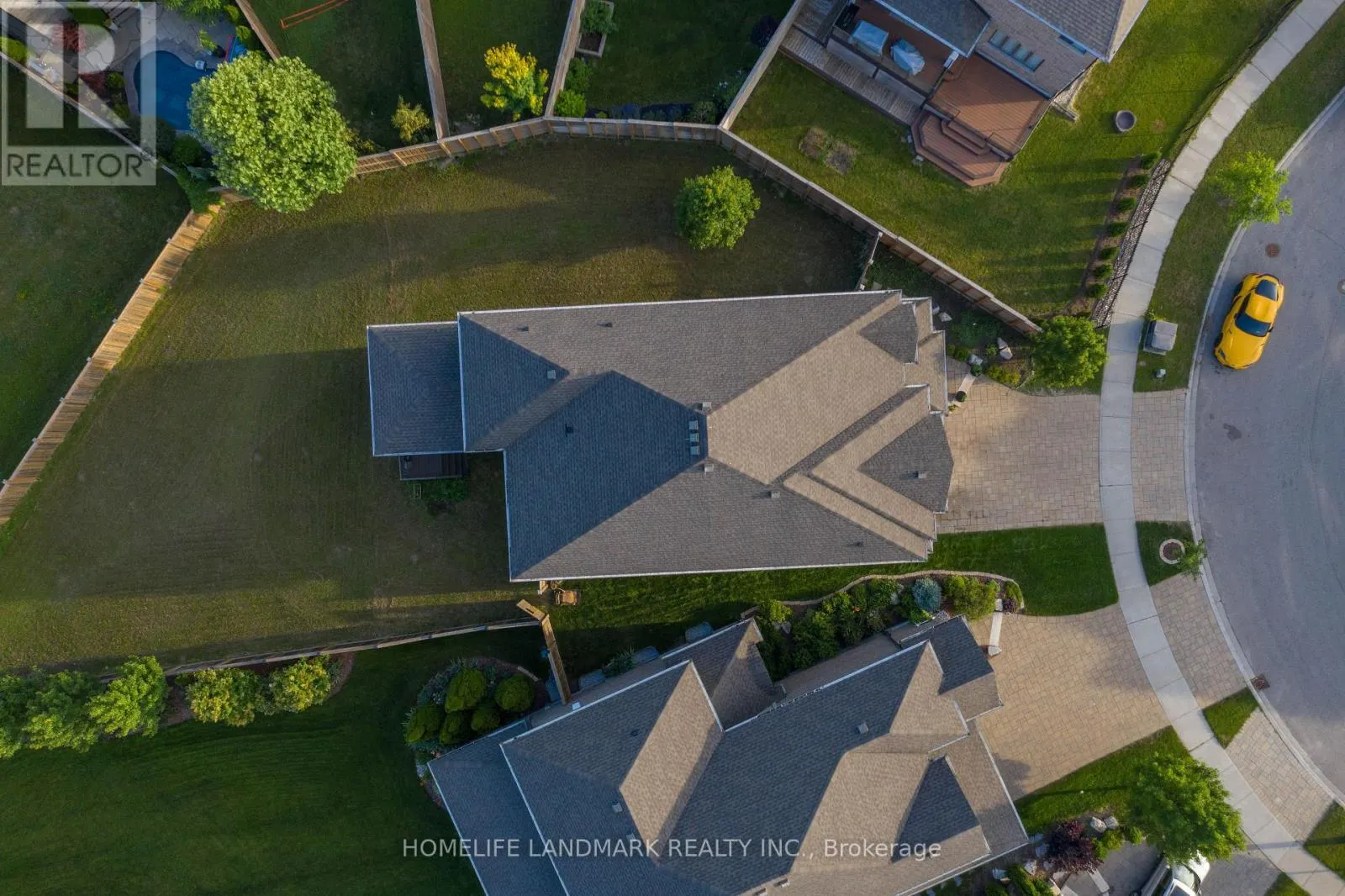 537 MILLSTREAM DRIVE
