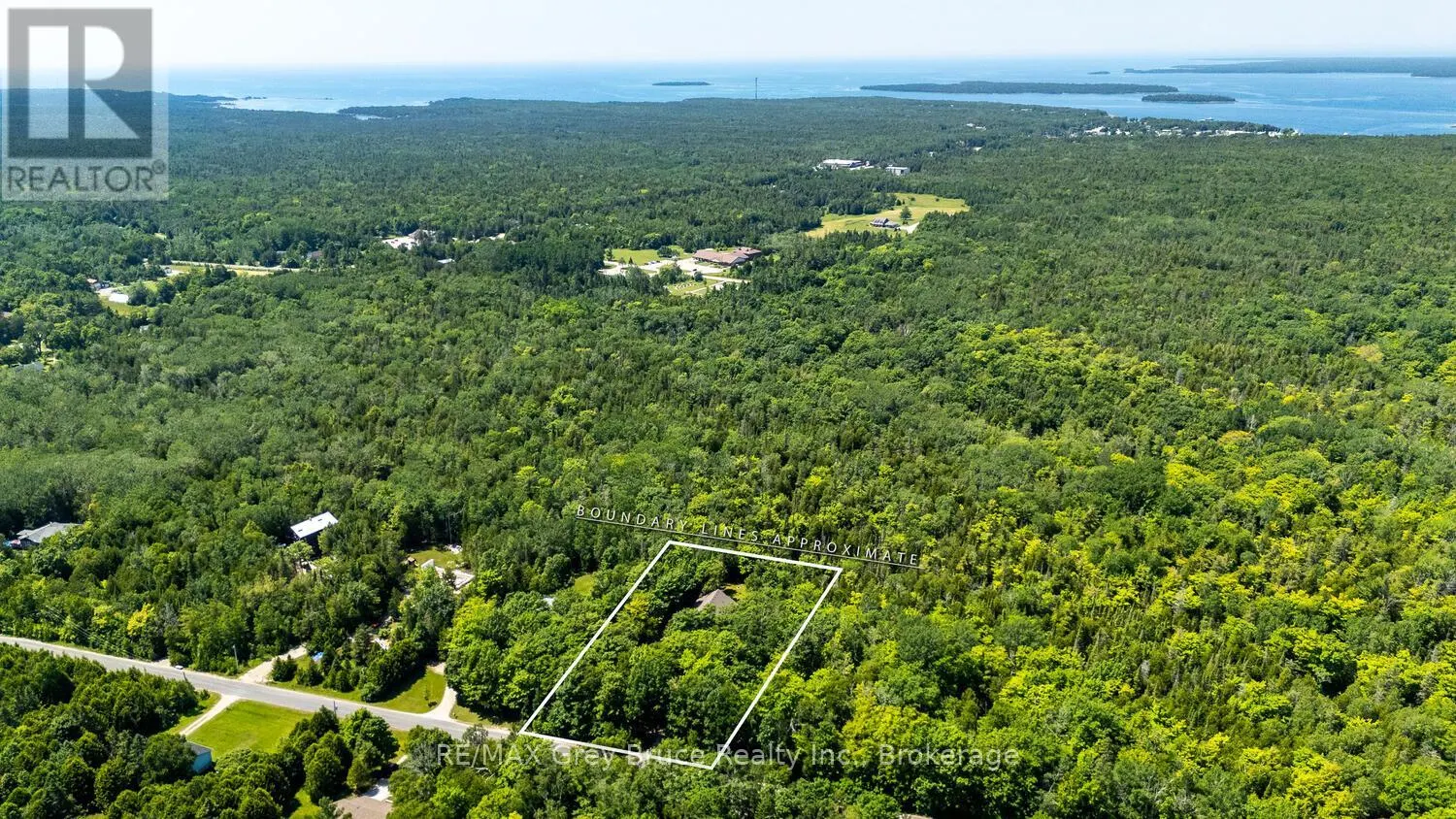 110 MAPLE GOLF CRESCENT