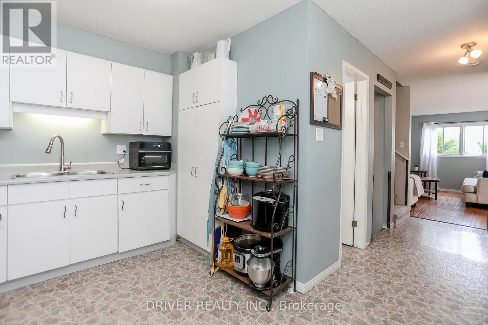 1 - 19 WREN COURT, #1