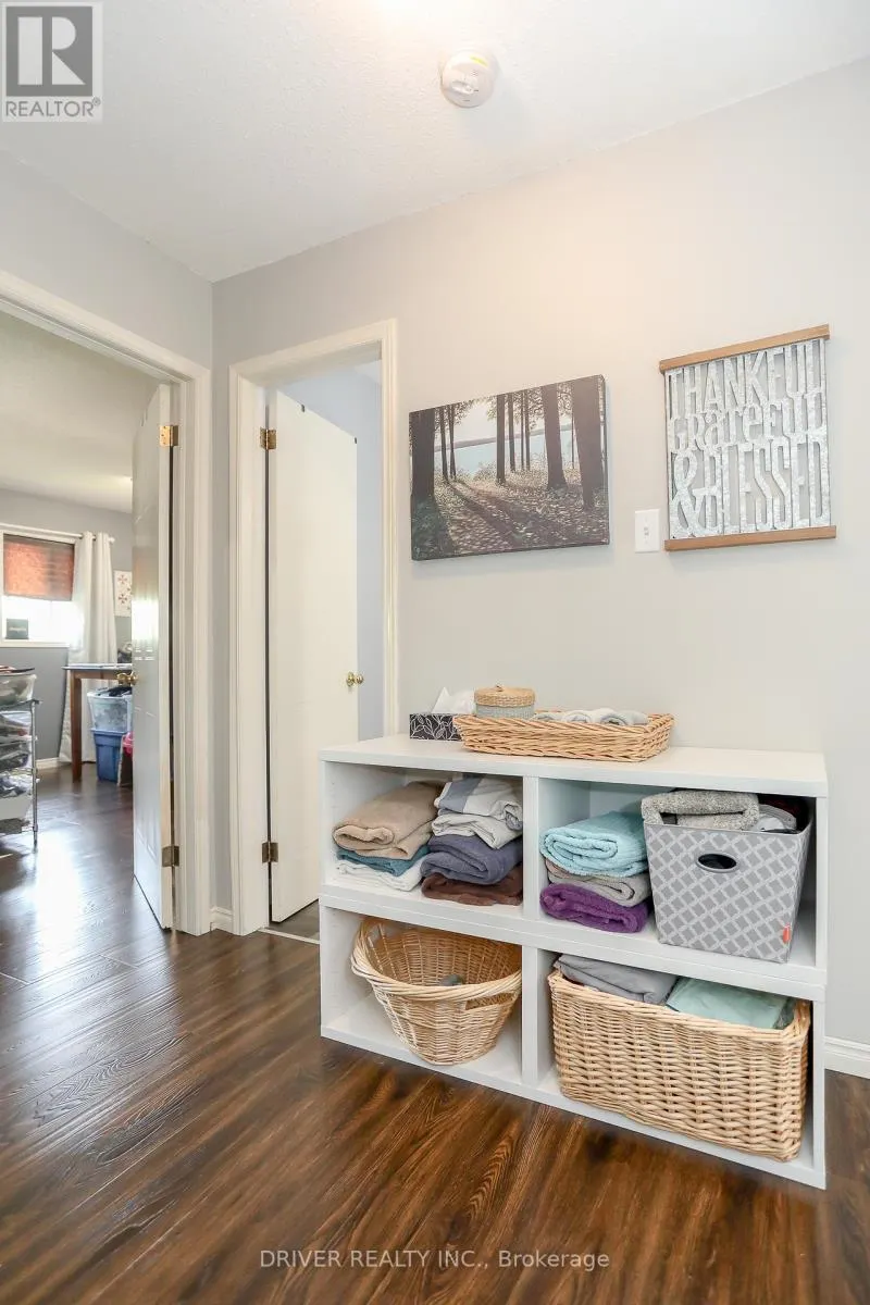 1 - 19 WREN COURT, #1