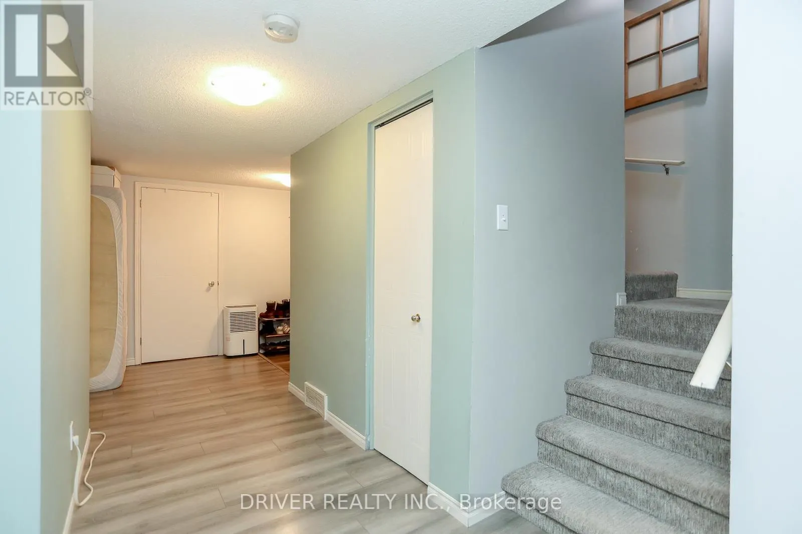 1 - 19 WREN COURT, #1