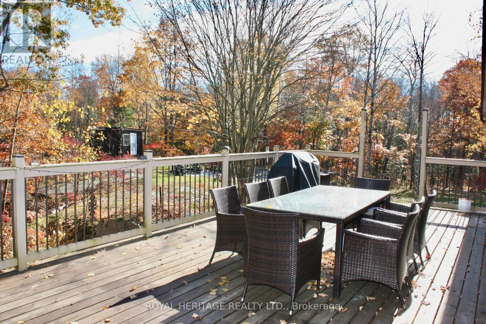 2331 LAKESIDE ROAD
