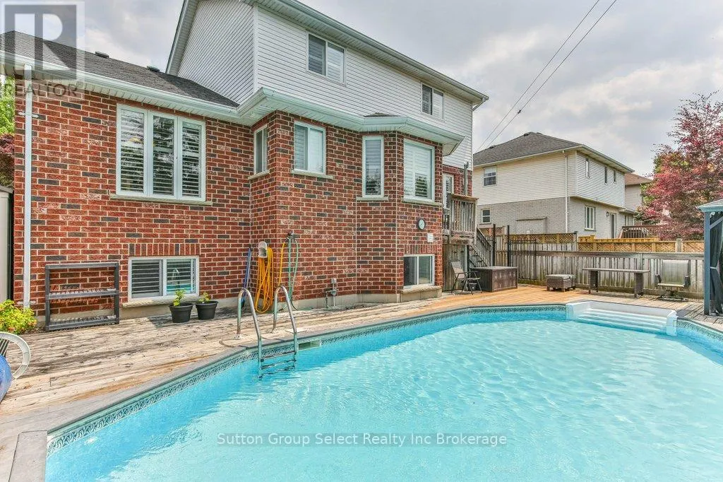 21 HERON AVENUE