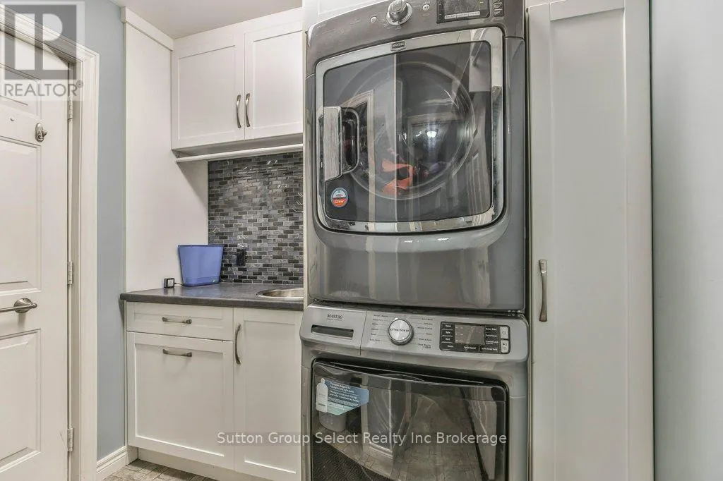 21 HERON AVENUE
