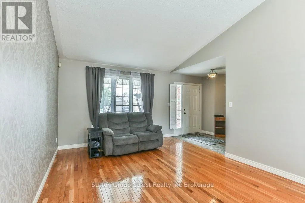 21 HERON AVENUE