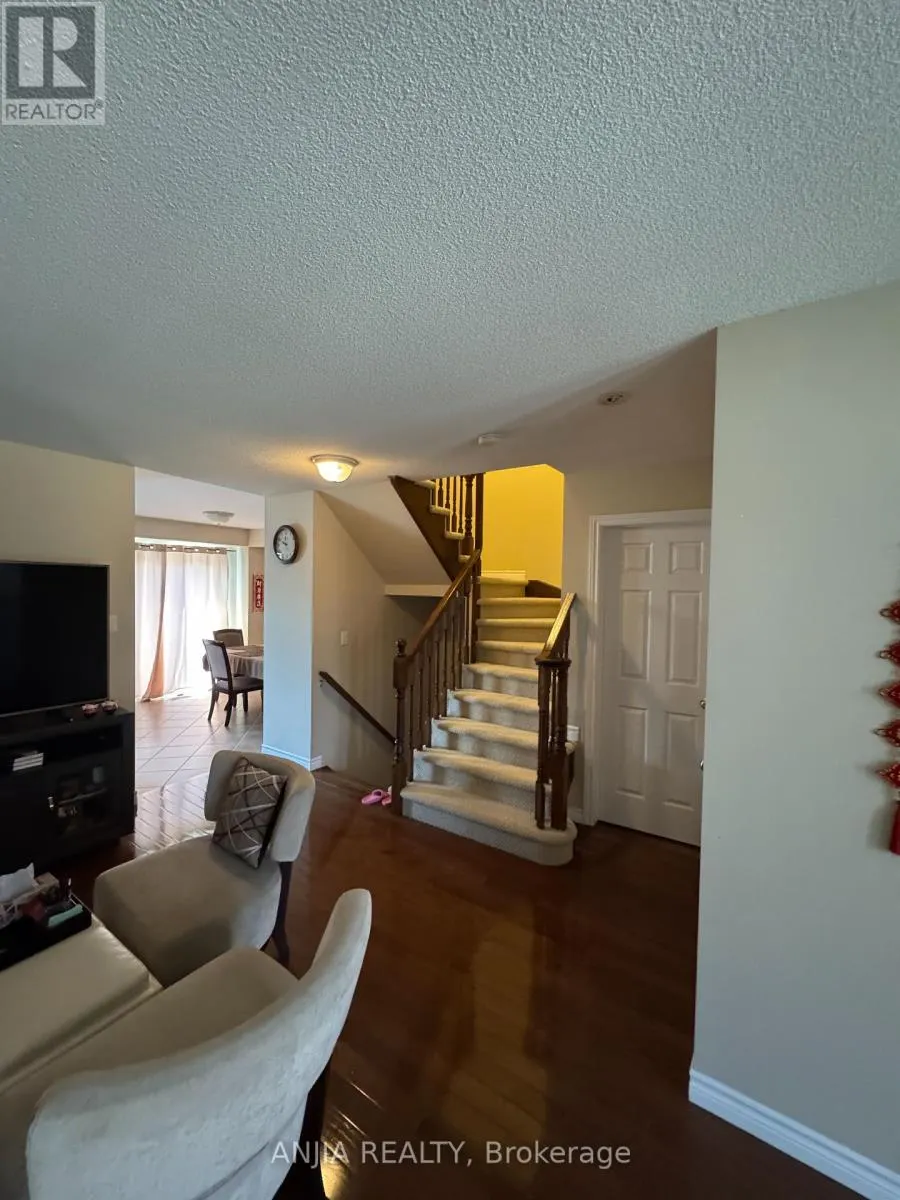 9 - 39 PANABAKER DRIVE