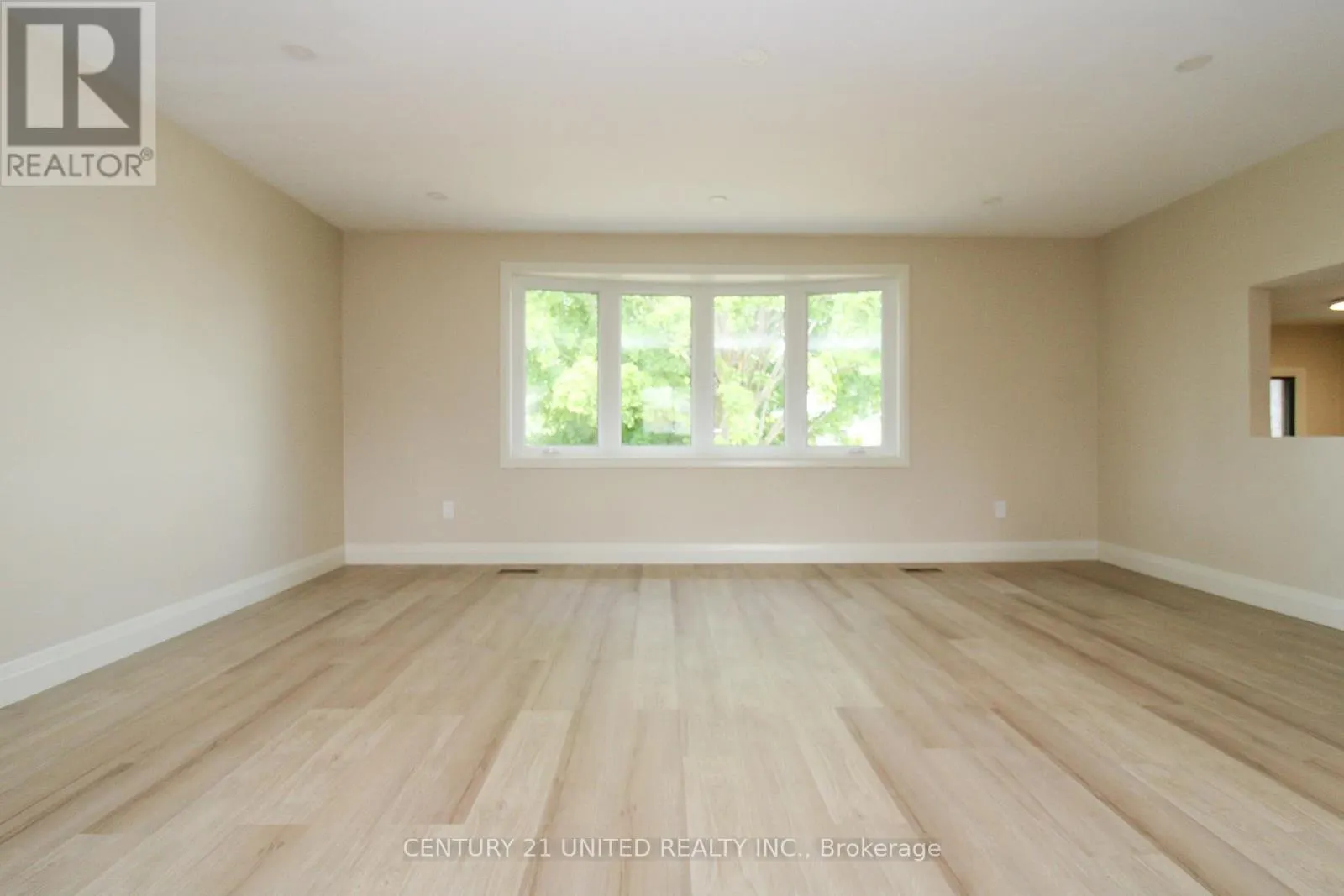 594 SAUGEEN CRESCENT