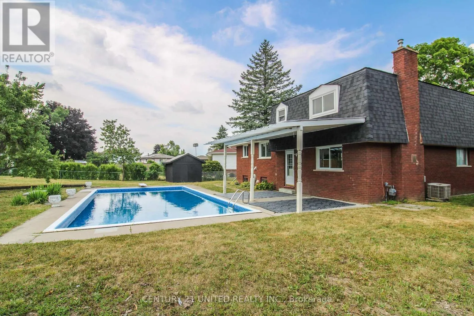 594 SAUGEEN CRESCENT