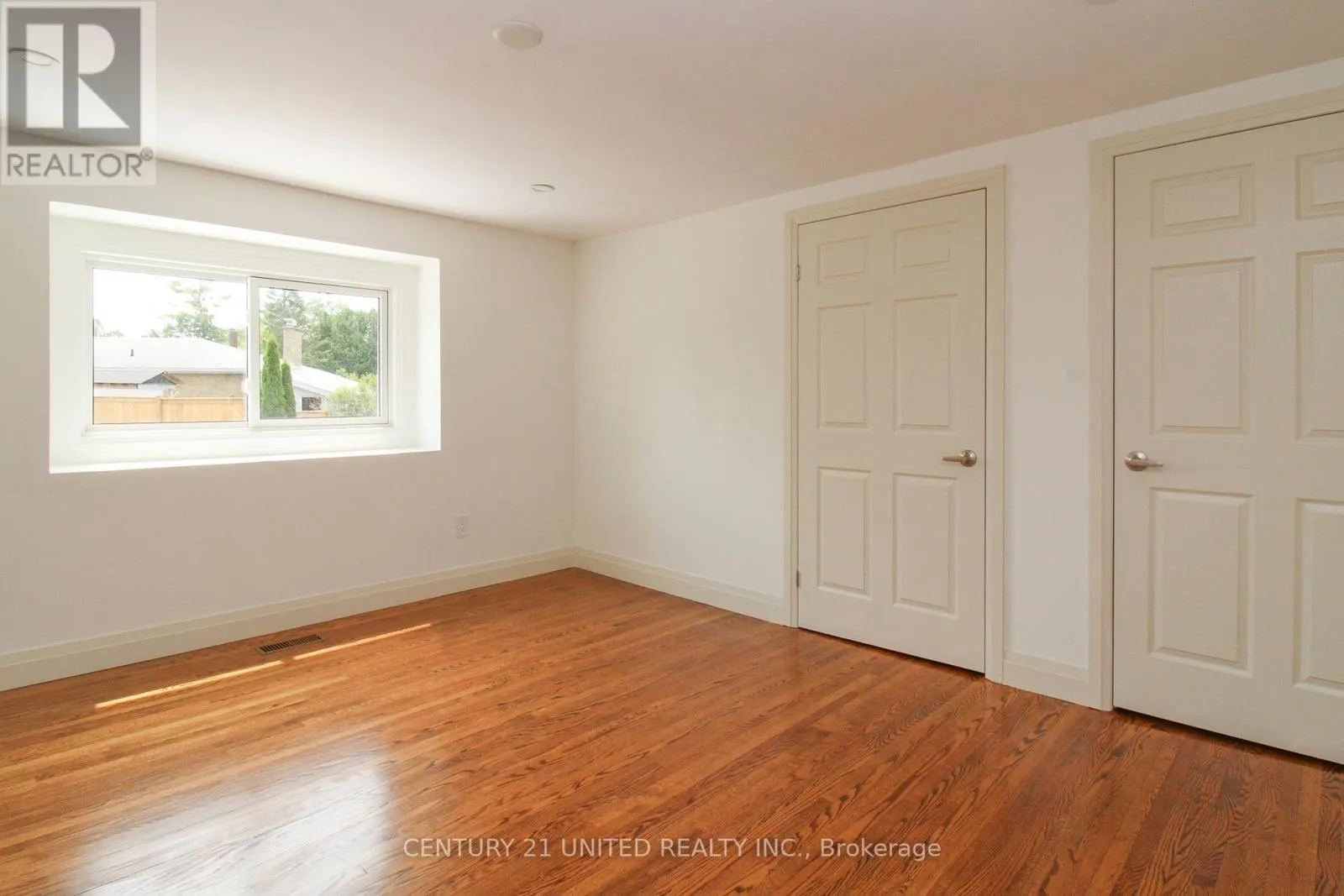 594 SAUGEEN CRESCENT
