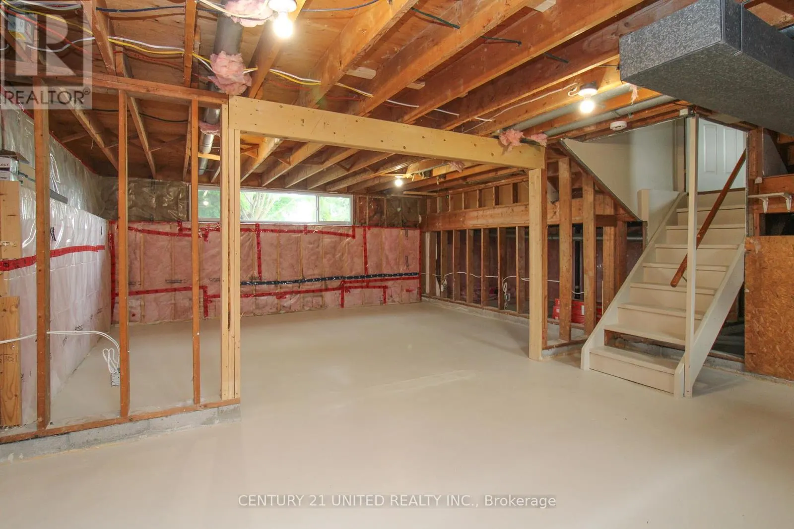 594 SAUGEEN CRESCENT