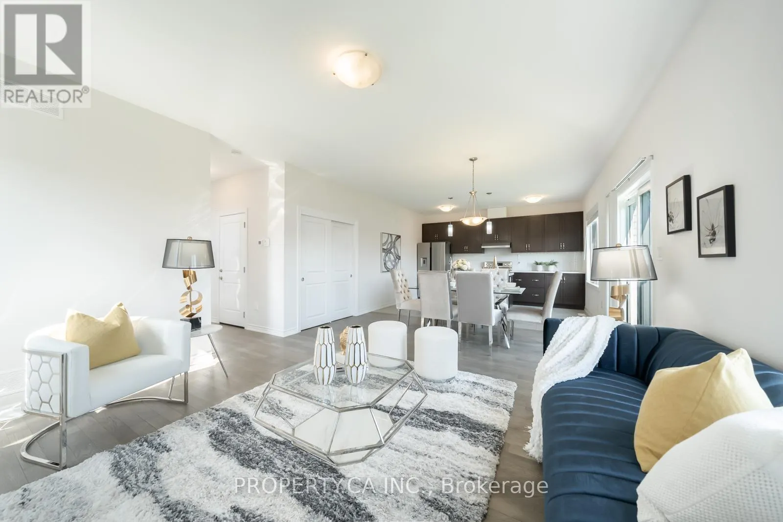 102 BETHUNE AVENUE