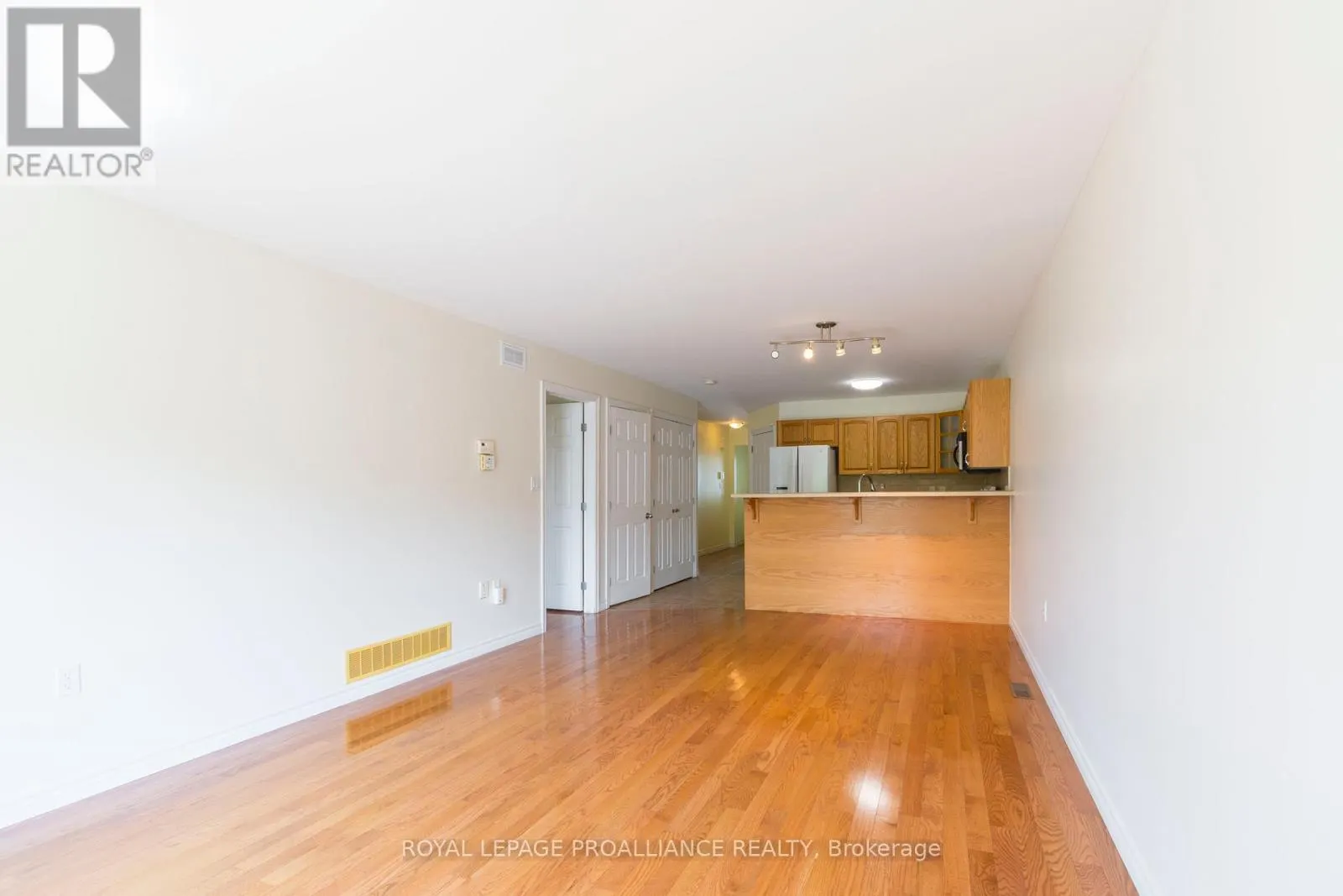 15D GROSS STREET