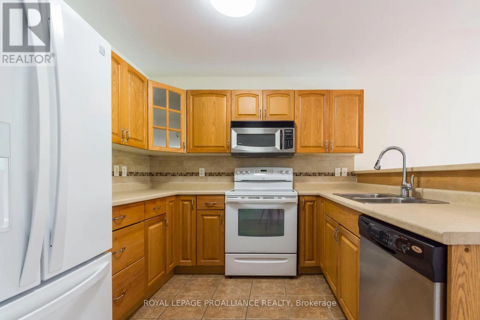 15D GROSS STREET