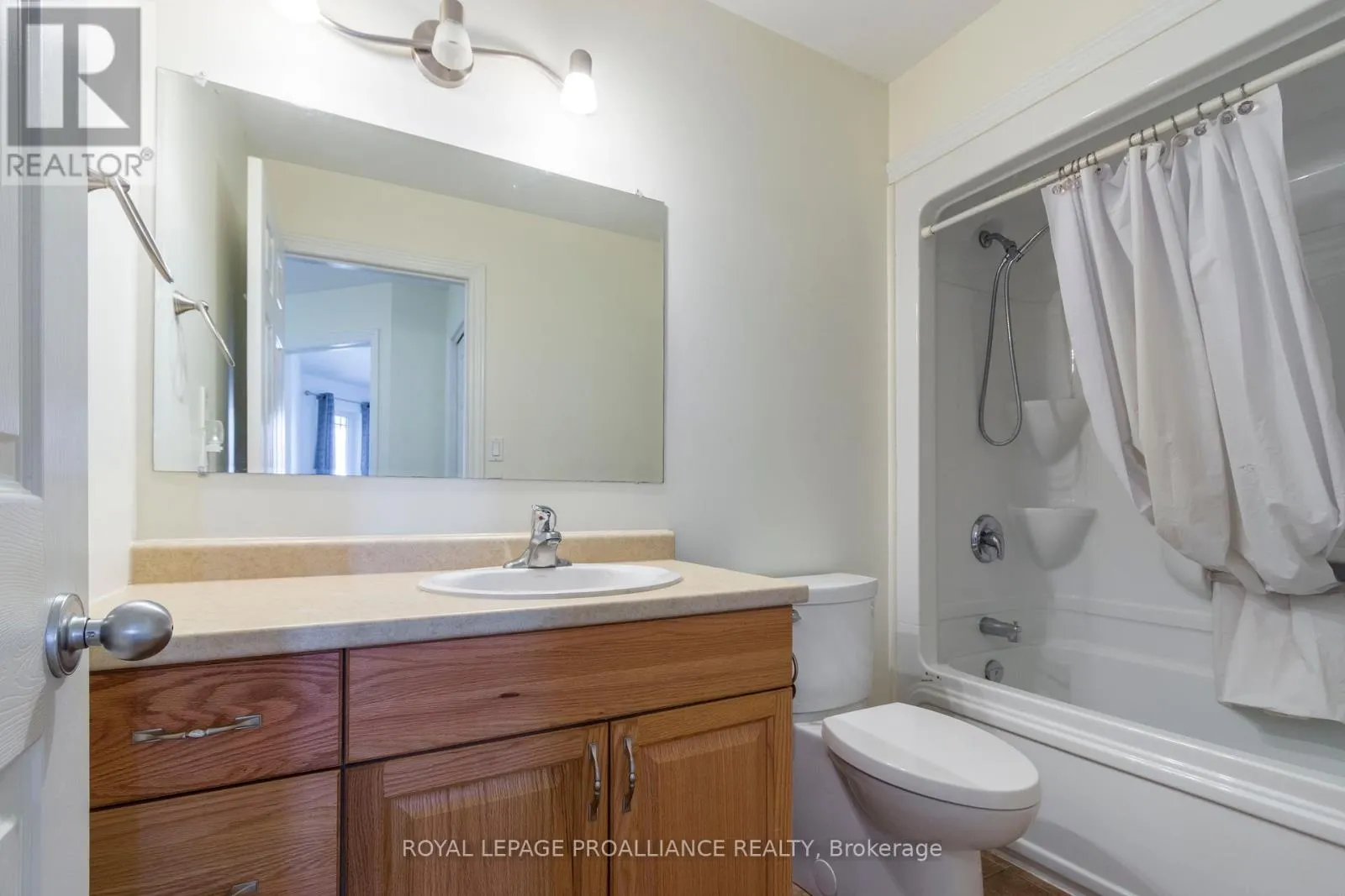15D GROSS STREET