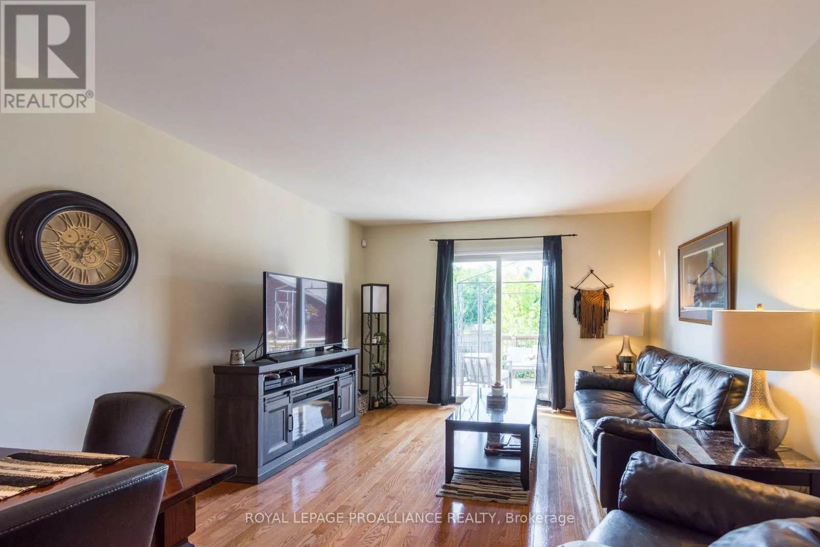 15D GROSS STREET
