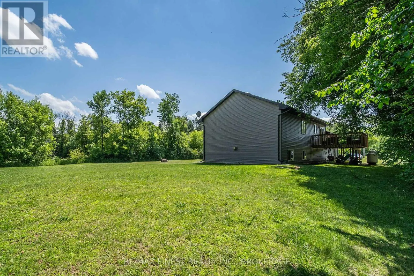 1524 LAKE ROAD
