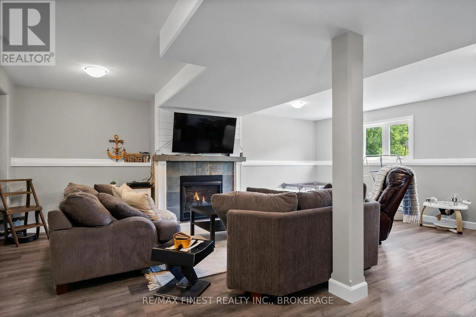1524 LAKE ROAD