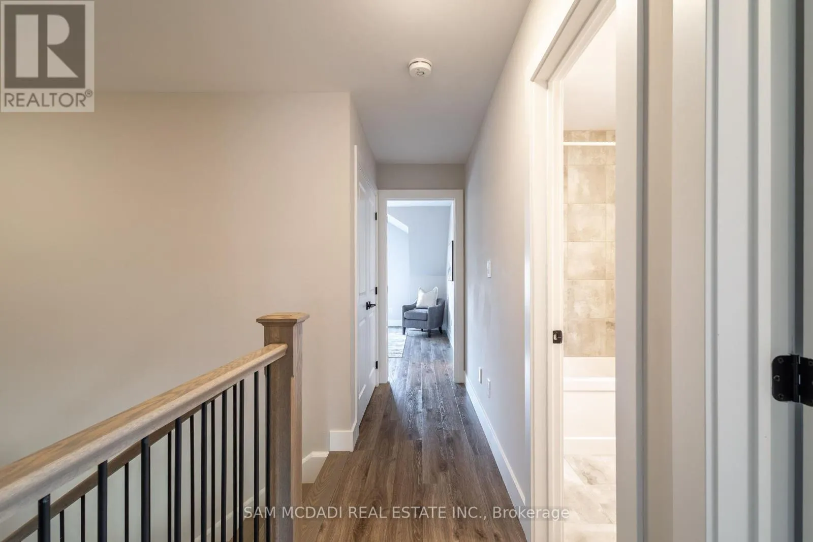 121 BLACK WILLOW CRESCENT