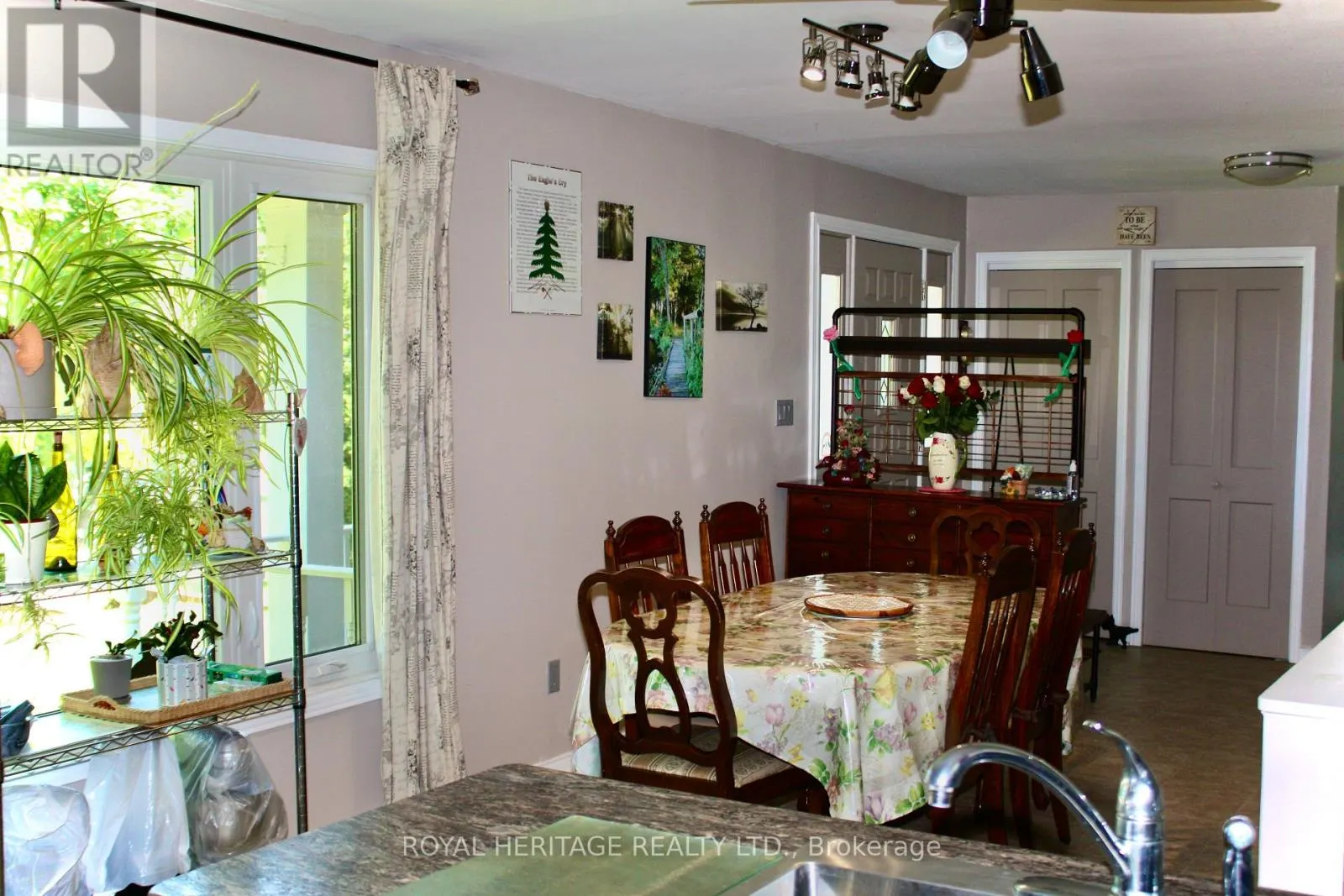 634 BRICK ROAD