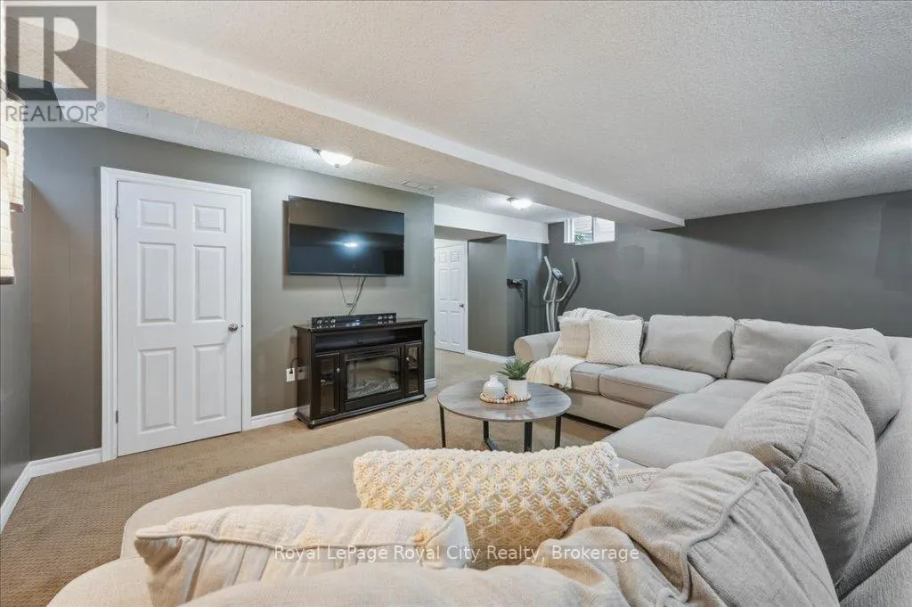 93 DOYLE DRIVE
