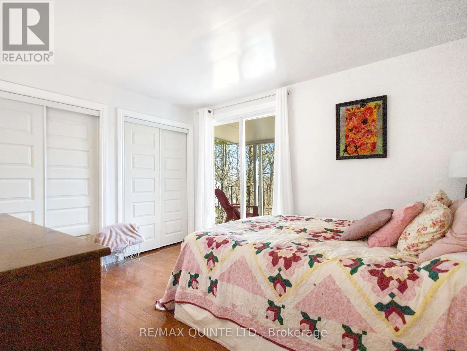 548 LORNA LANE